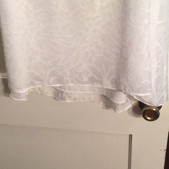 Sleeveless blouse. - Picture 6 of 6